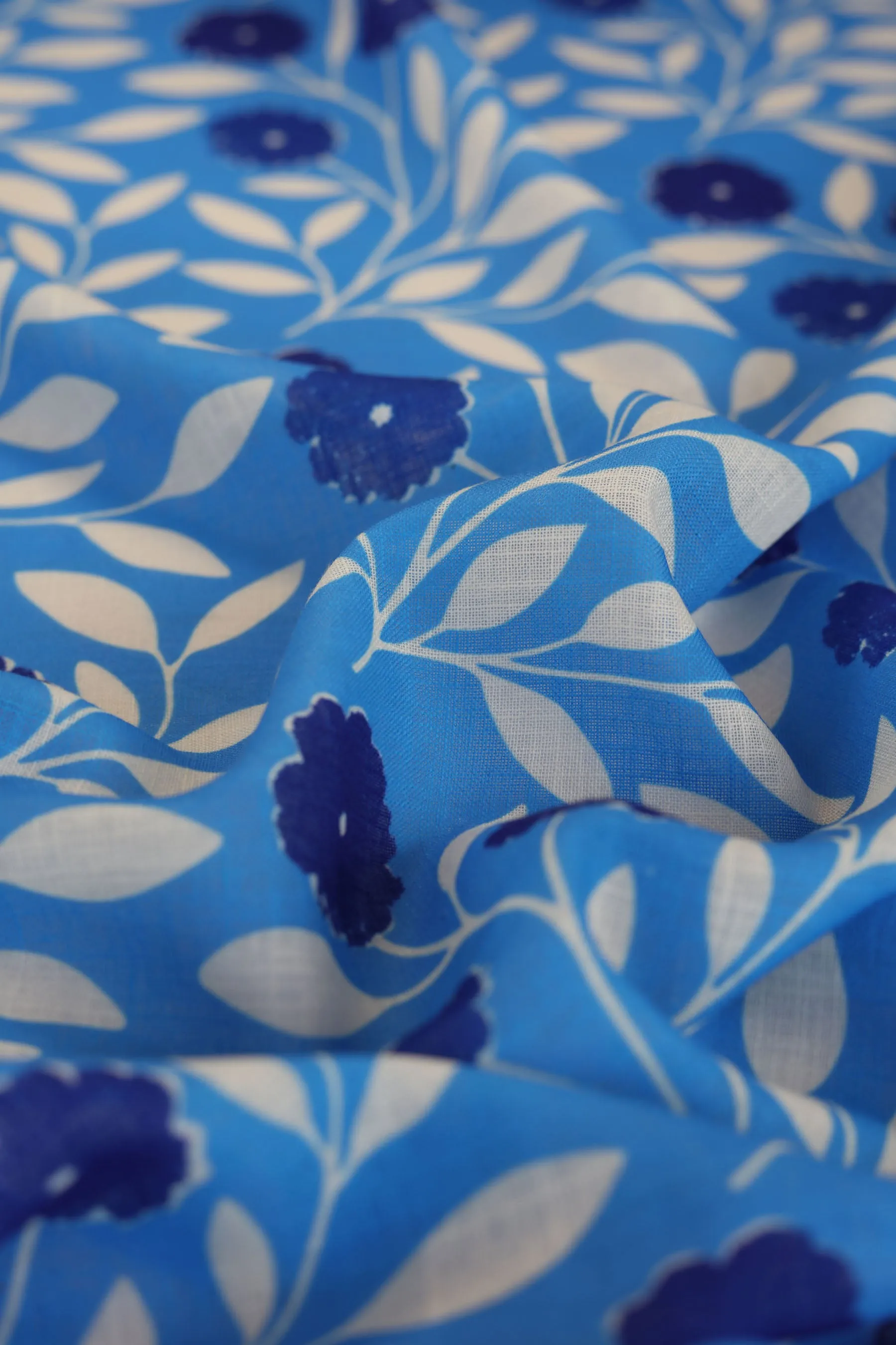 Blue Floral Pattern Printed Eco Poly Linen Fabric