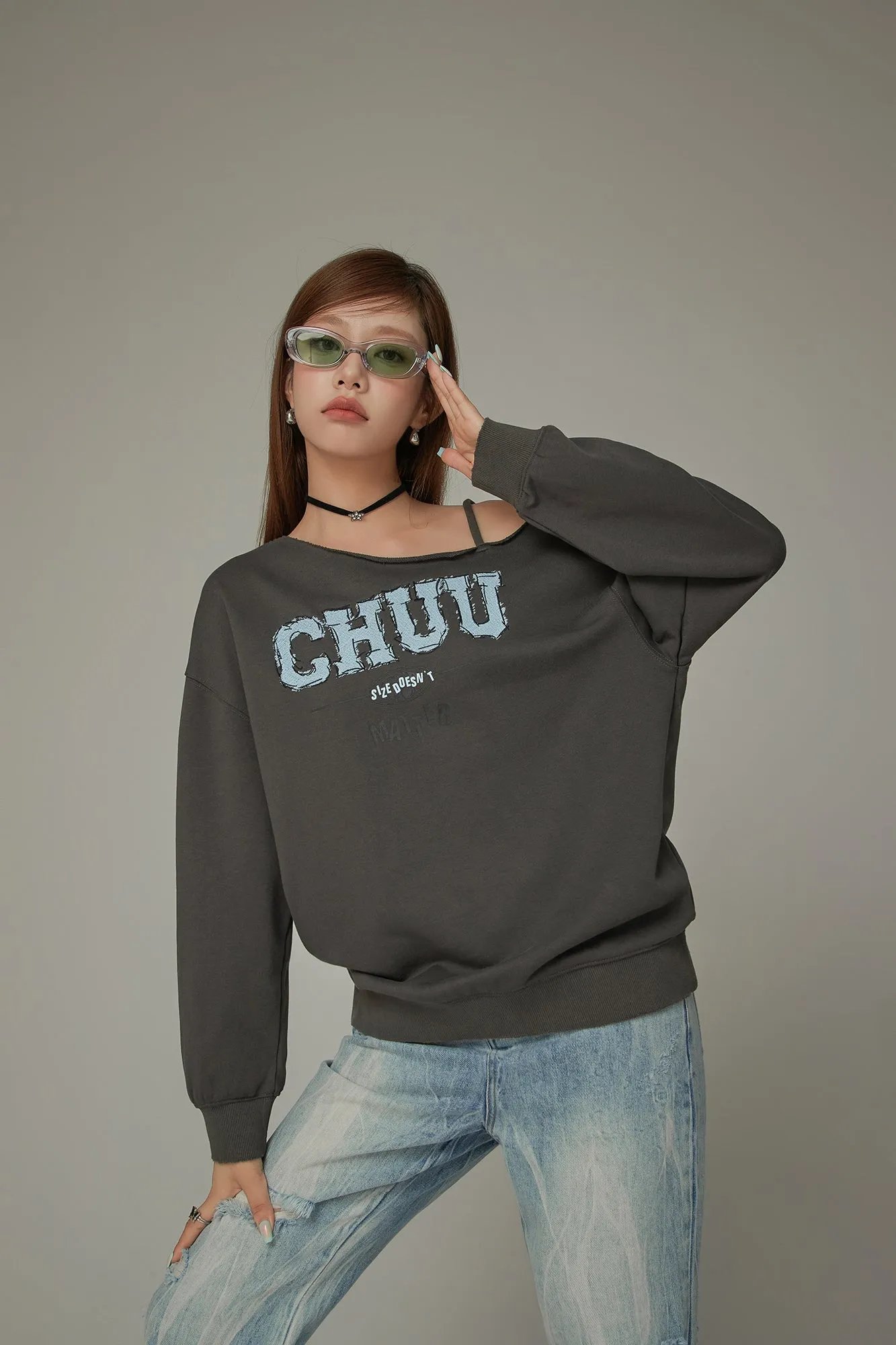 Logo One Shoulder Loose Fit Sweatshirt