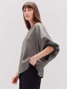 LOOSE SLEEVE BLOUSE