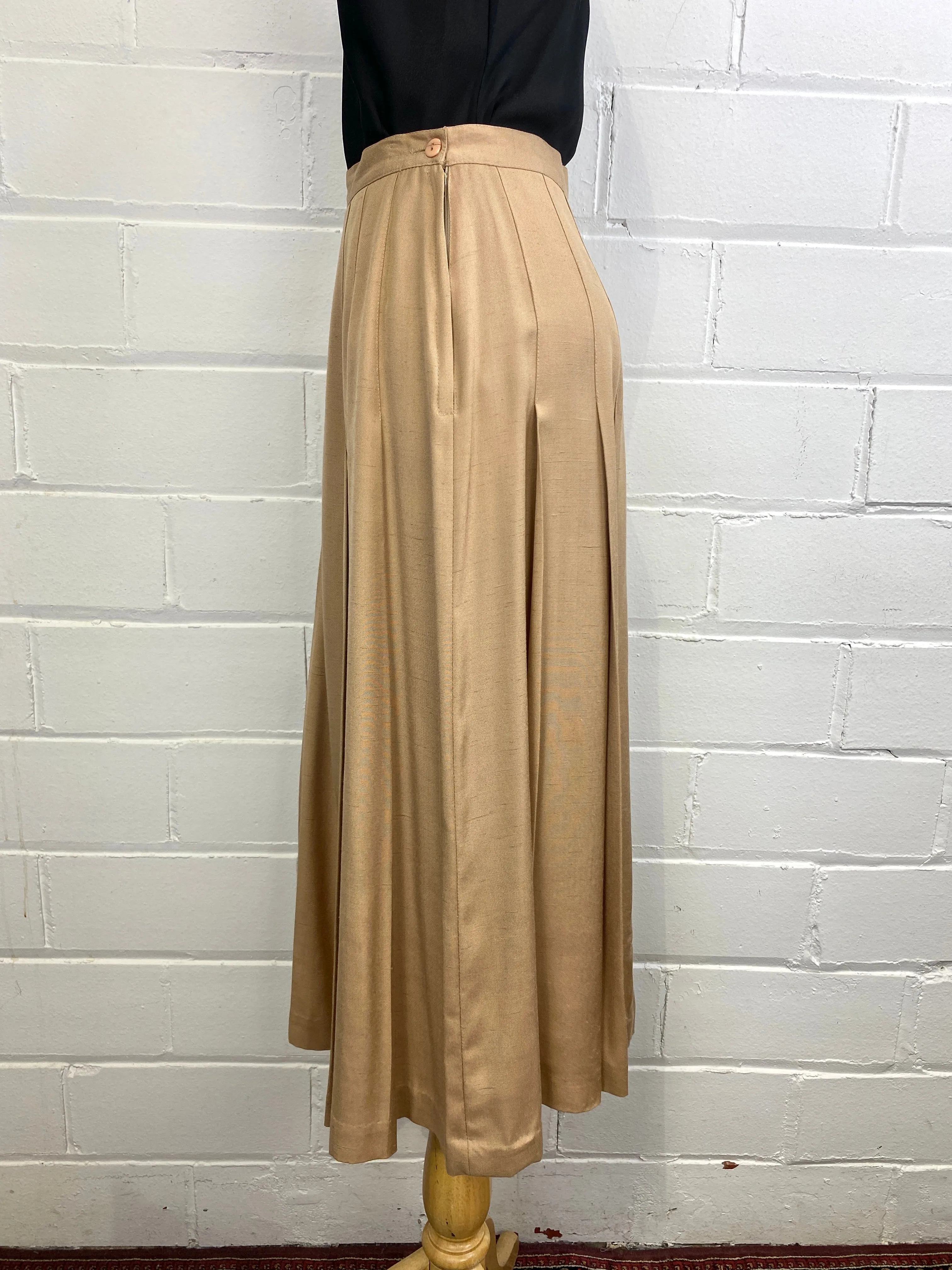 Vintage 1970s/ 80s Tan Pleated Midi Skirt, Small